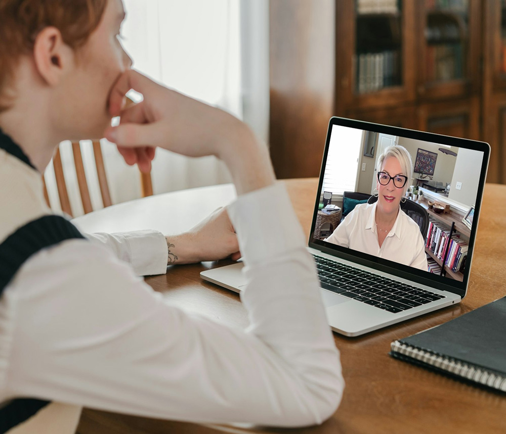 woman on a video call with Eli Mansfield